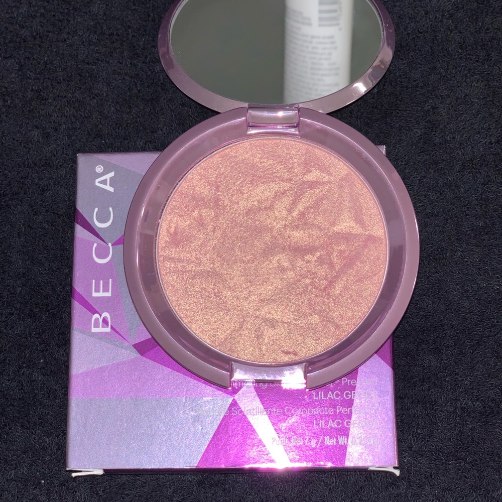 Becca Shimmering Skin Perfector Pressed  🌸 - Picture 2 of 4